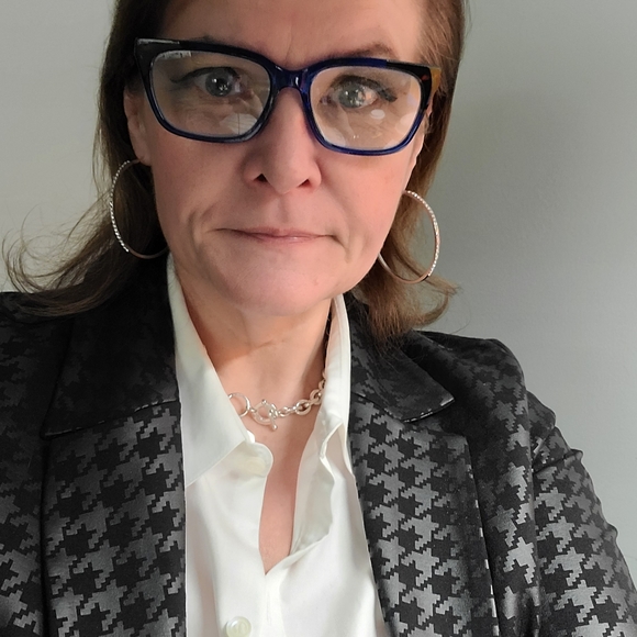 Meet your Posher, Jean - Picture 5 of 12